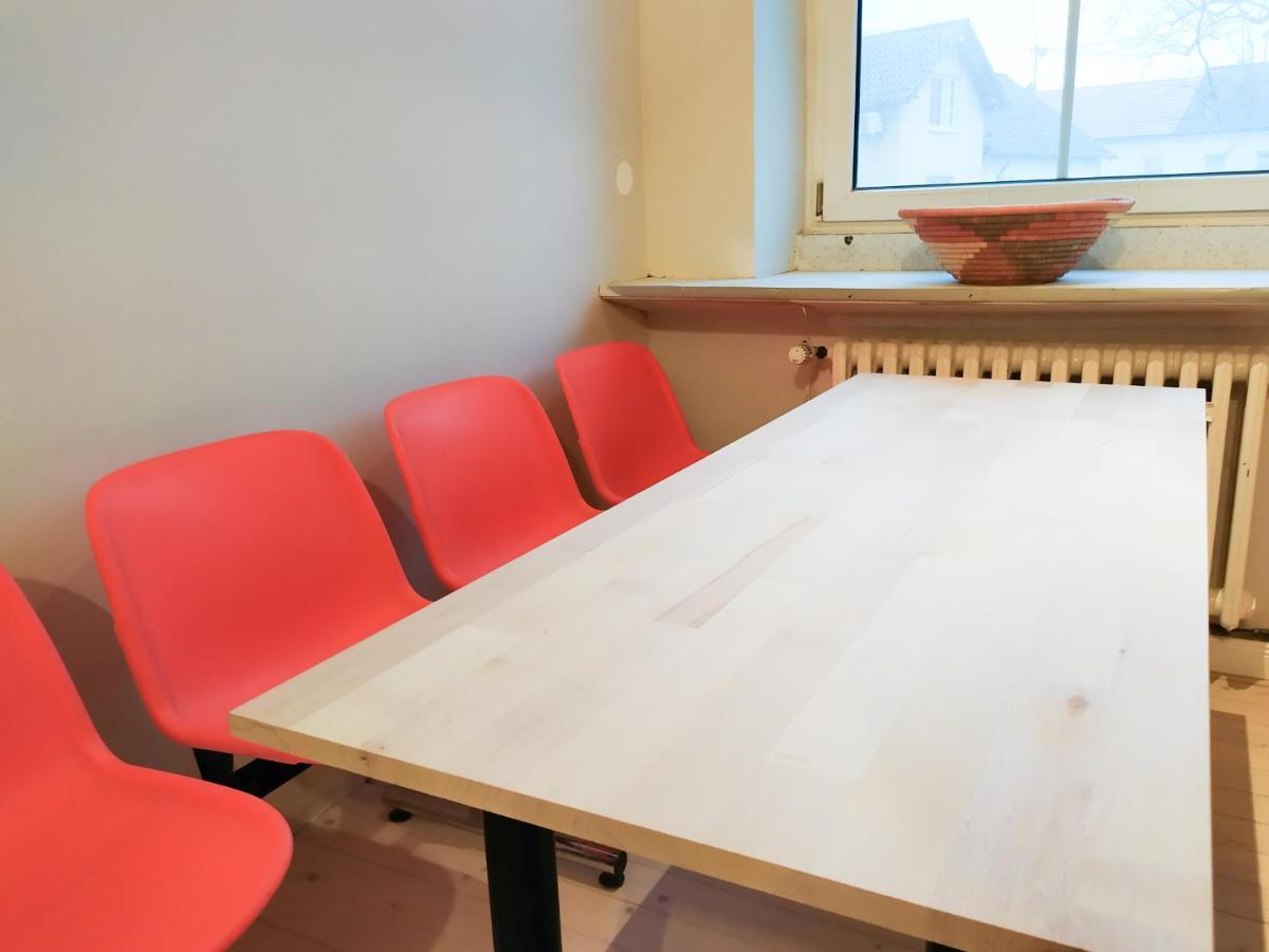 Alte Schule Gaestehaus - Fraeulein Apartment Bitburg Exteriör bild
